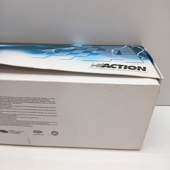 2006 BRANDON BERNSTEIN Budweiser/ Lucas Oil Top Fuel Dragster Diecast 1/24 - Picture 15 of 16